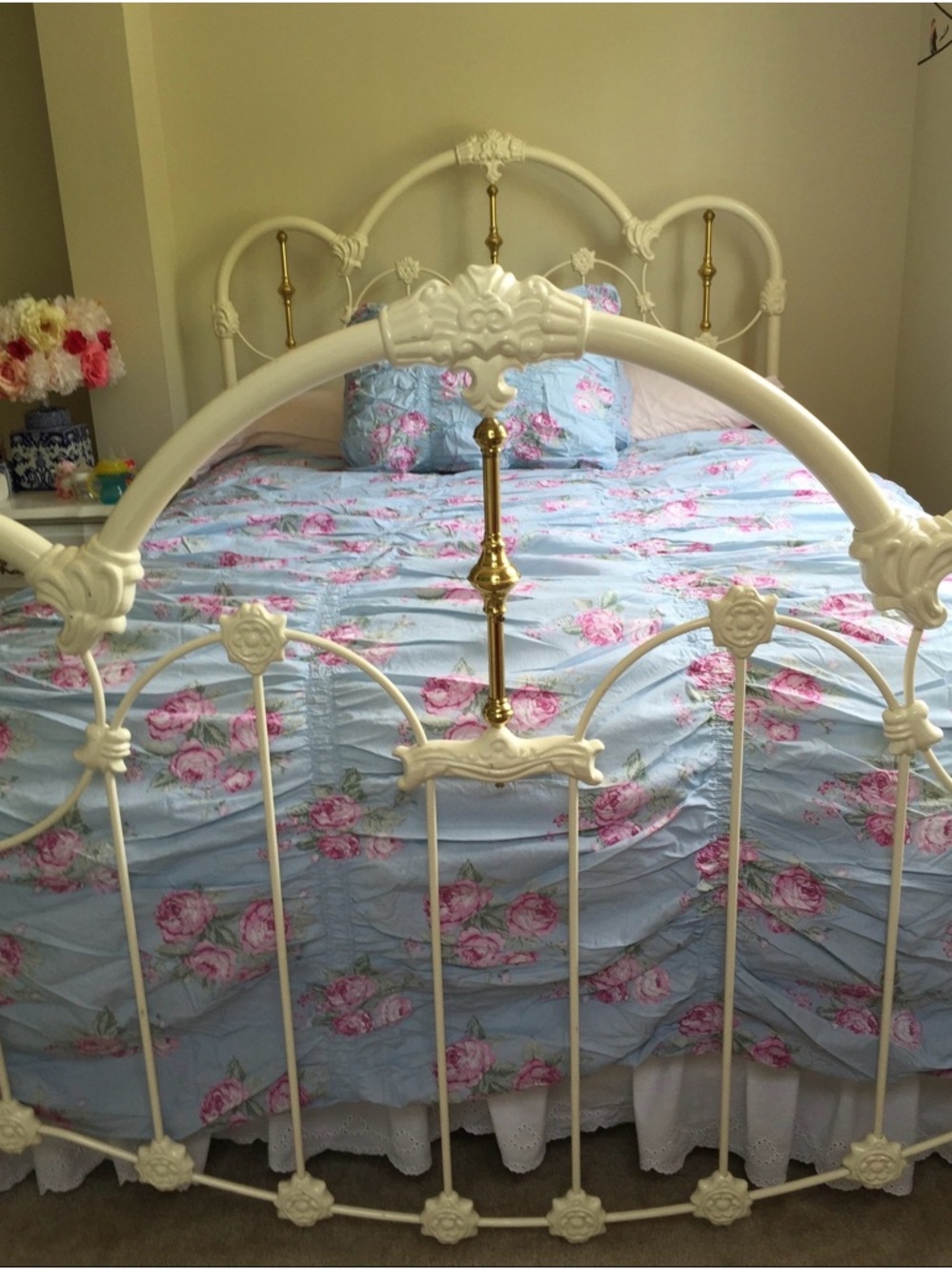 Simply Shabby Chic - Cabbage Rose Ruffled Duvet Cover